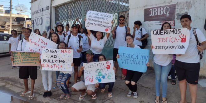 V Deo Menina Autista Humilhada Ao Sofrer Bullying Na Escola Caso