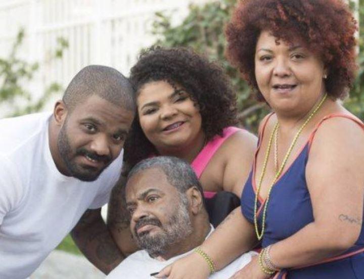 Aps AVC Arlindo Cruz surge em momento comovente ao lado da esposa e chama ateno por real estado de sade - TV Foco