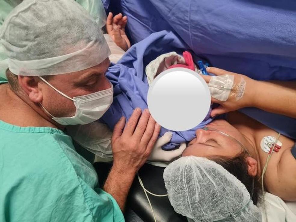 Gmeas siamesas nasceram em novembro em Porto Alegre Foto Arquivo pessoal