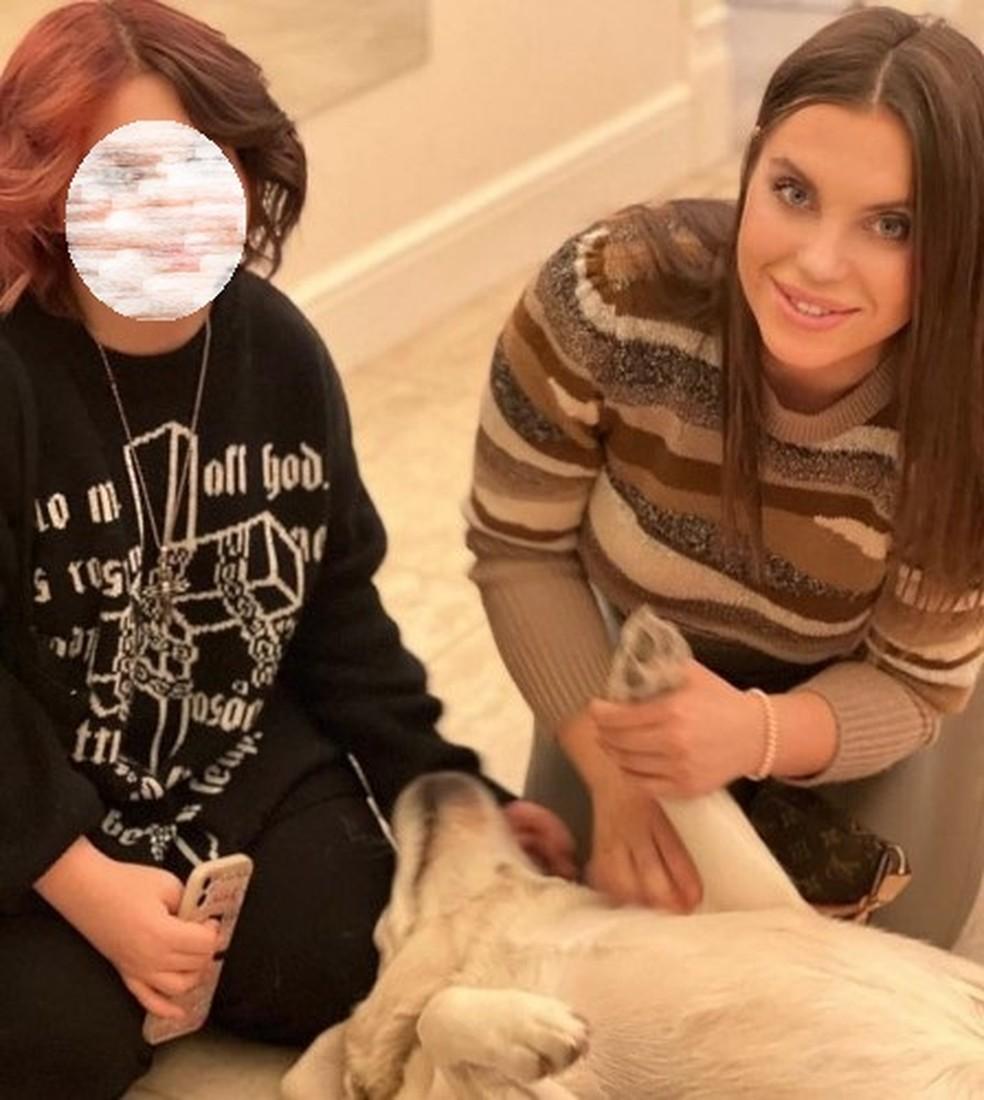 Anastasia e a filha acusada de ser a mandante da morte da me Foto Reproduo