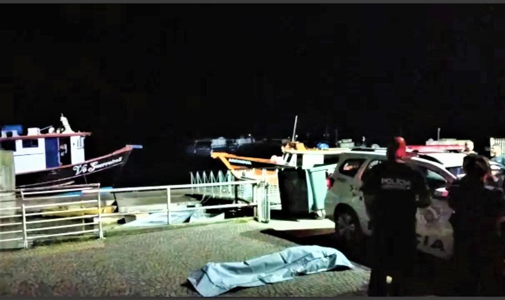 Naufrgio em Bertioga causa morte e deixa pessoas desaparecidas Foto Gustavo Mello Nepomuceno Dutra
