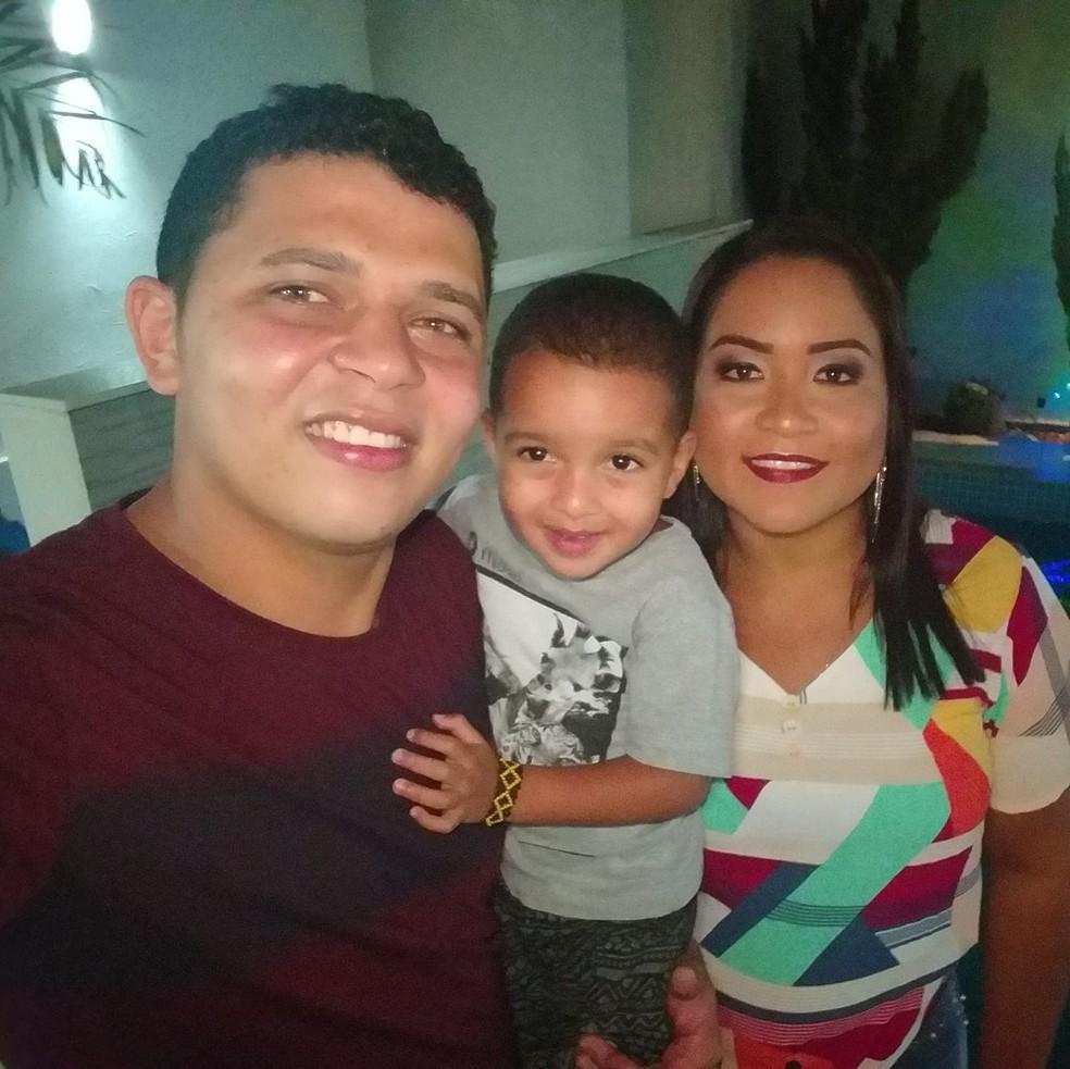Trs pessoas da mesma famlia morreram em acidente Foto ReproduoRedes Sociais