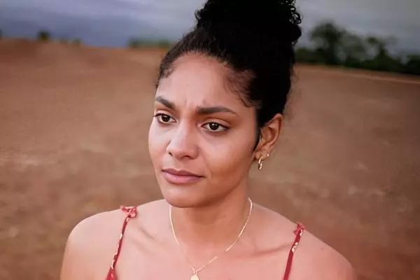 Terra e Paixo - Barbara Reis