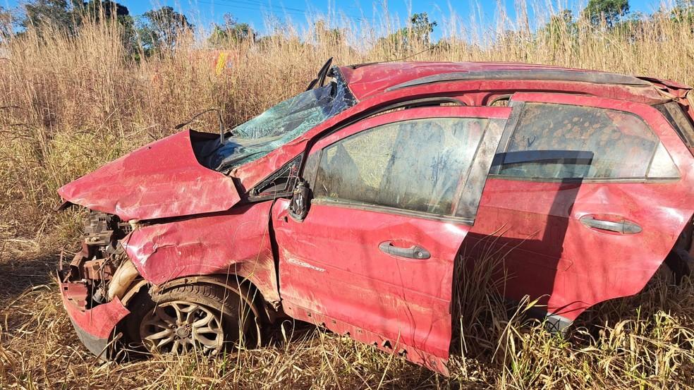 Duas mulheres morreram aps acidente na TO-080 Foto Corpo de Bombeiros Divulgao