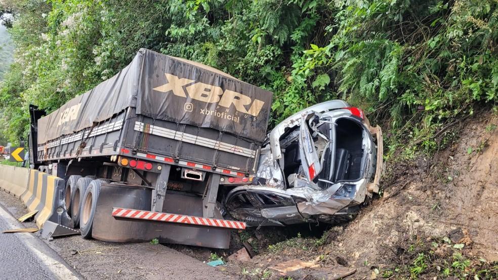 Acidente aconteceu na Serra da Esperana em Guarapuava Foto Samilli PenteadoRPC