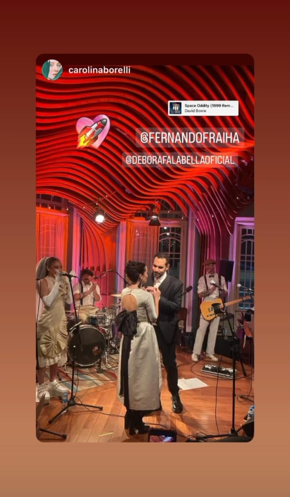 Dbora Falabella escolhe vestido diferento para o seu casamento - Instagram