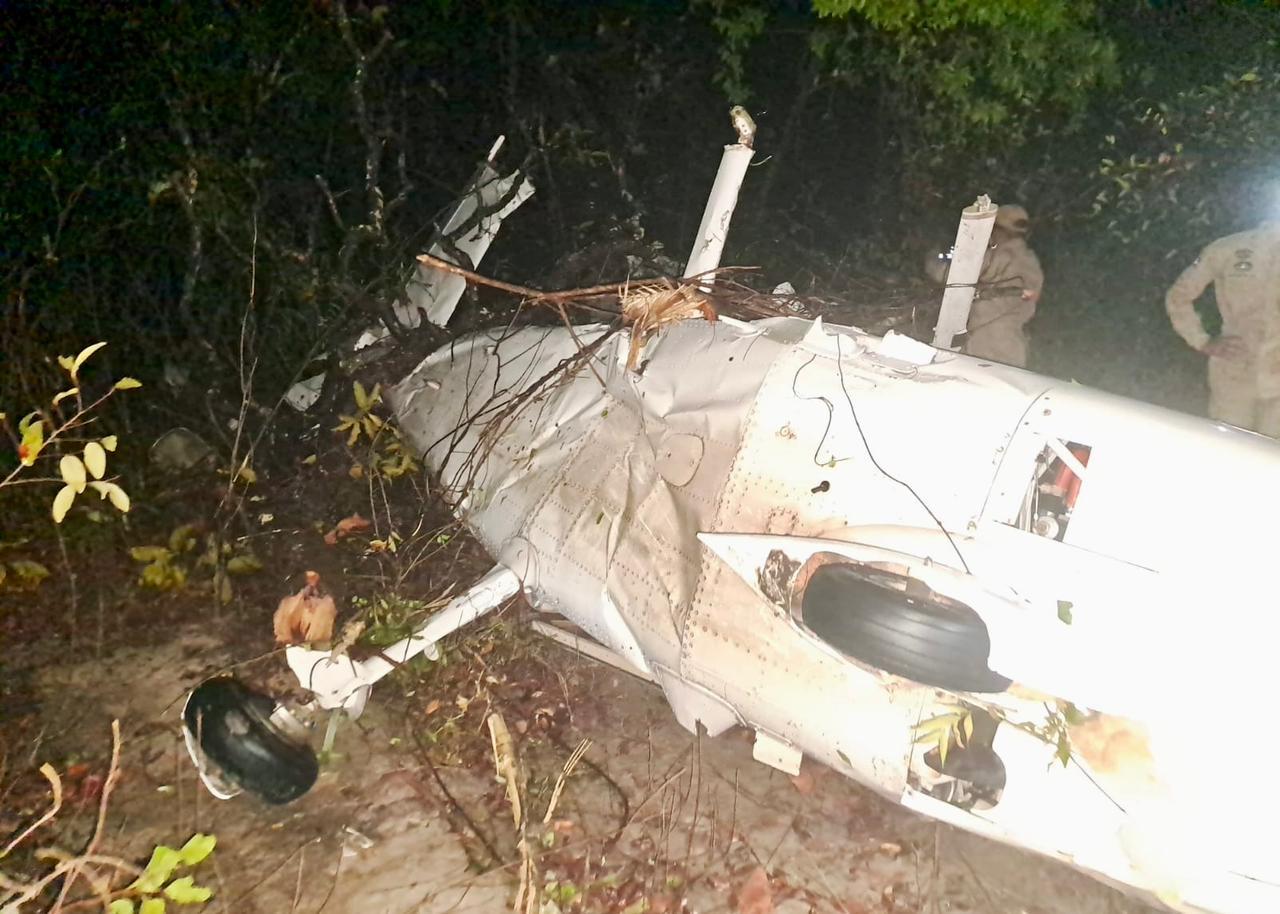 Autoridades iro investigar causas da queda de aeronave no Pedra 90 em Cuiab - O Documento