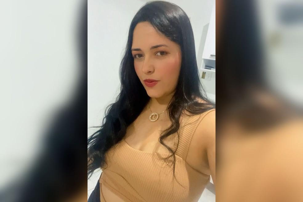Jaqueline Rodrigues Machado de 27 anos morreu aps ser atingido por telhas que se soltaram de telhado durante ventania em Itu SP Foto Arquivo Pessoal