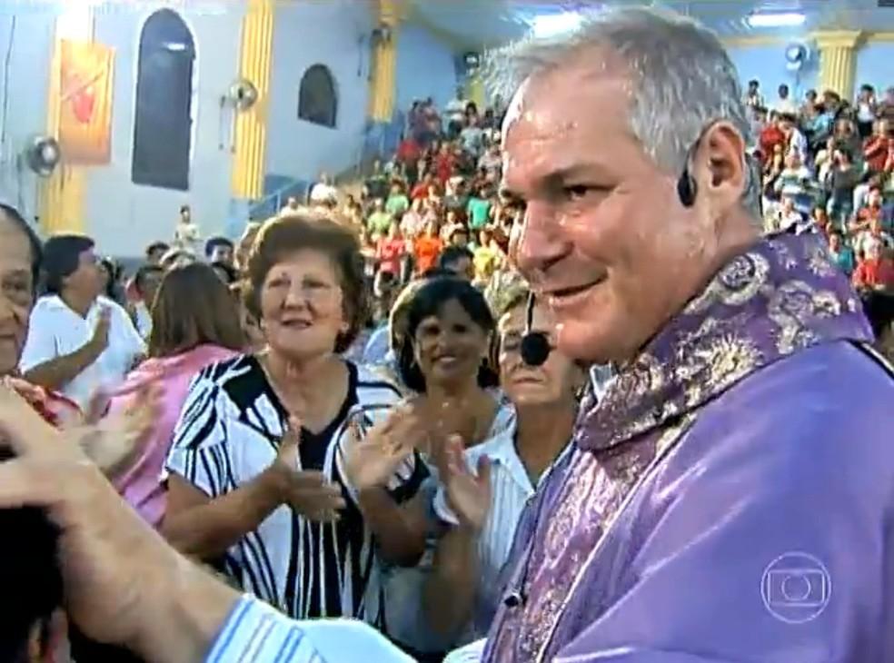 Padre Jocelir trabalha em Rio Claro h 13 anos Foto ReproduoTV Globo