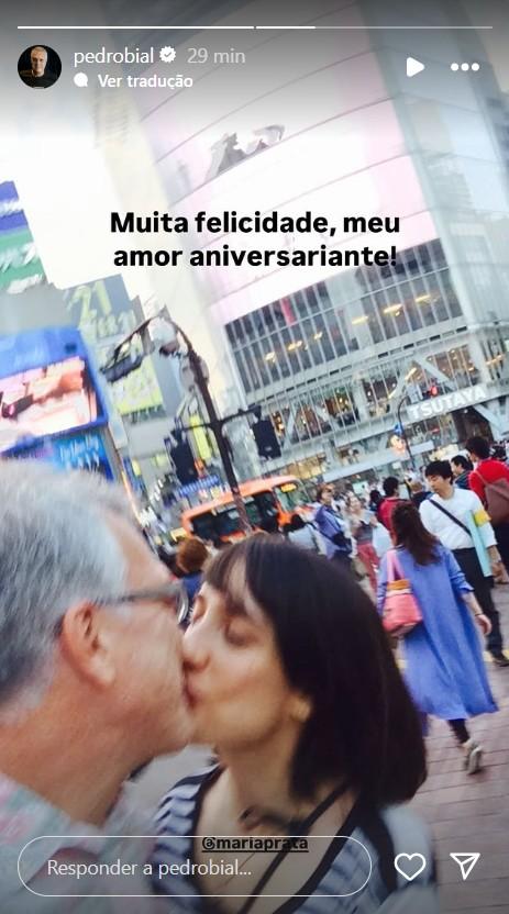 Pedro Bial parabeniza a esposa - Reproduo Instagram