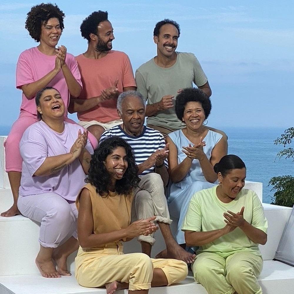 Gilberto Gil com sete dos oito filhos - ReproduoInstagram