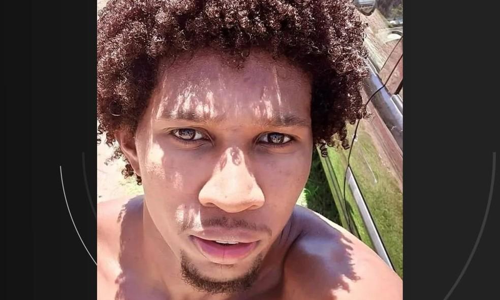 Homem suspeito de matar me e filho foi identificado como Rolemberg Santos de Pina de 32 anos Foto ReproduoRedes sociais